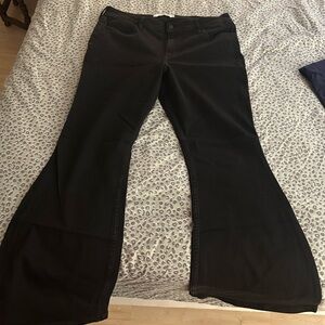 Hollister Curvy High Rise Flare Advanced Stretch